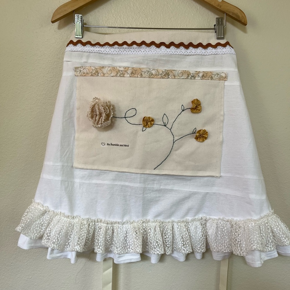 Flour Sack Fabric Half Apron with embroidered pocket